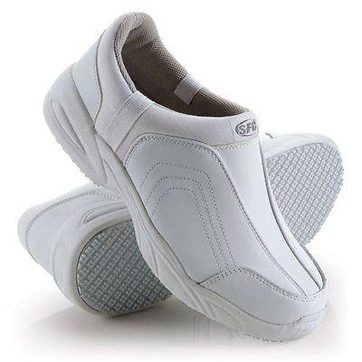 4 supportive scrub shoes to help you survive long surgeries | Blog